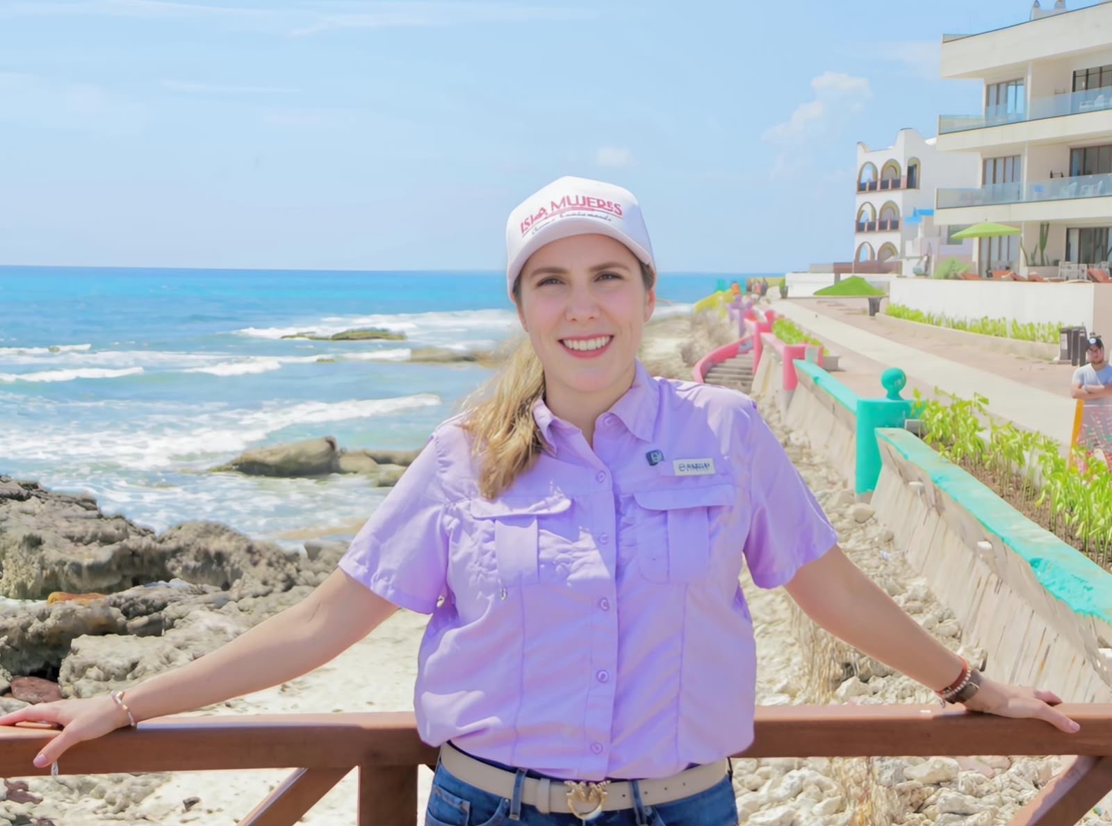 Inician obras de remodelación en el Malecón Oriente con la construcción del «Paseo de las Sirenas» en Isla Mujeres