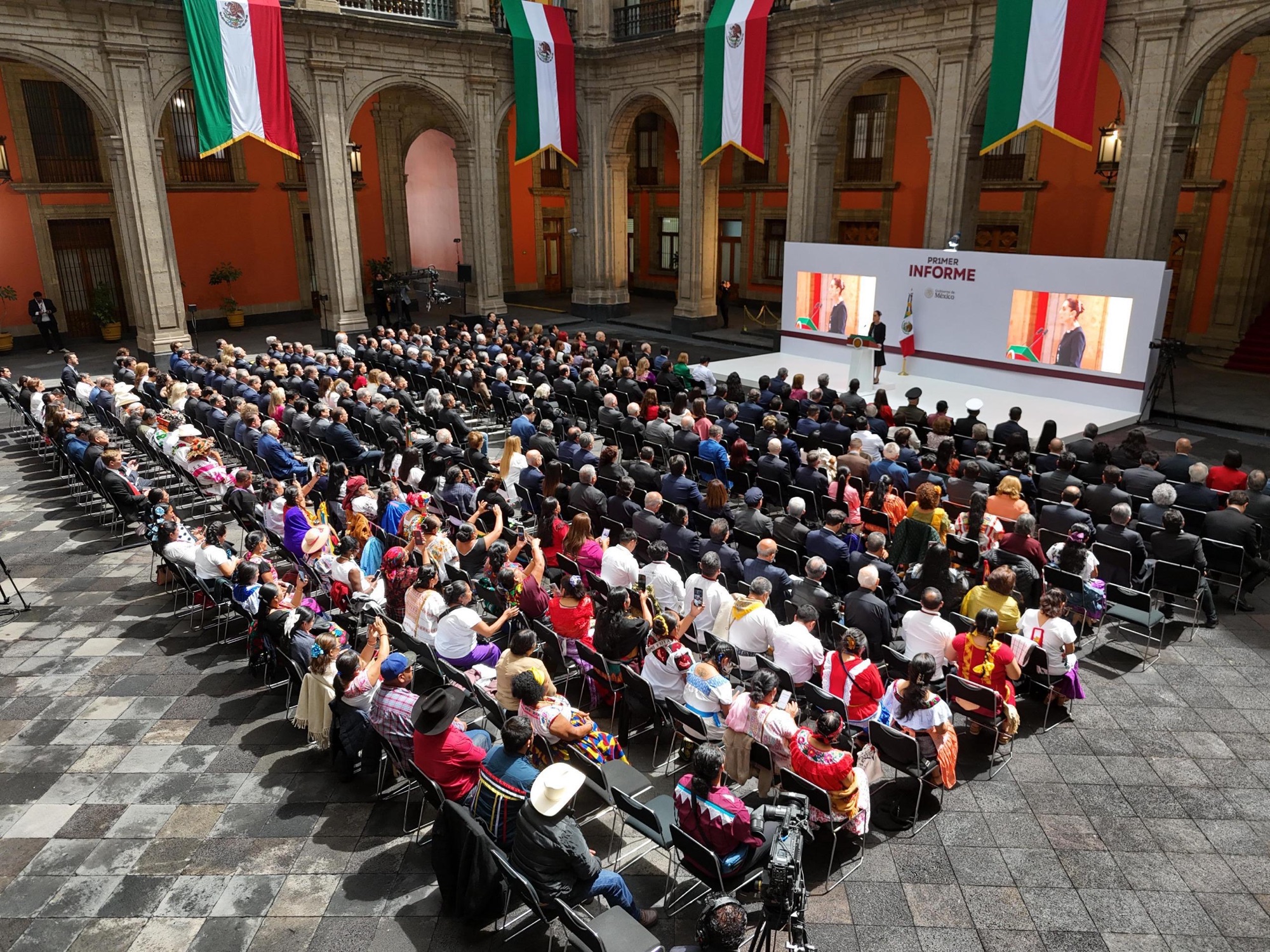Claudia Sheinbaum rinde su Primer Informe y Quintana Roo recibe respaldo en obras y programas