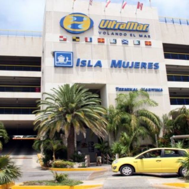 La calle contra el sistema: Cancún bloquea Reforma y desnuda al poder en CDMX.