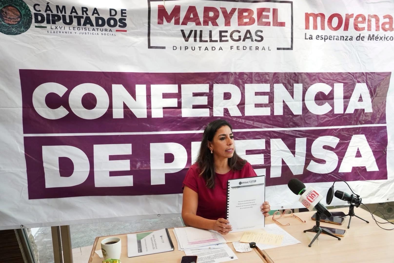 Marybel y Aguakan: no ha podido con el agua y ya quiere ver la luz